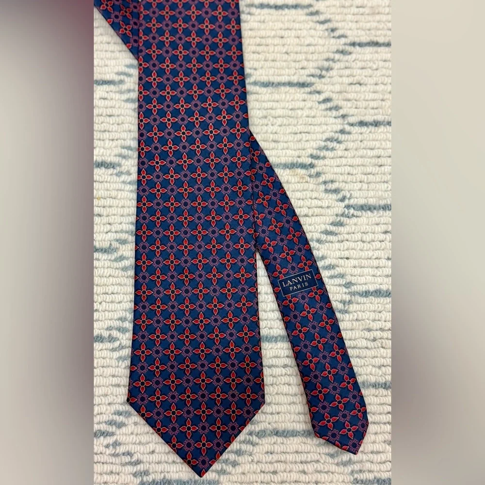 LANVIN Paris Men’s Silk Necktie Navy BlueRed Geometric Floral Pattern France